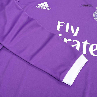 Tricouri Fotbal Vintage Real Madrid KROOS #8 Deplasare 2016/17 Mânecă Lungă