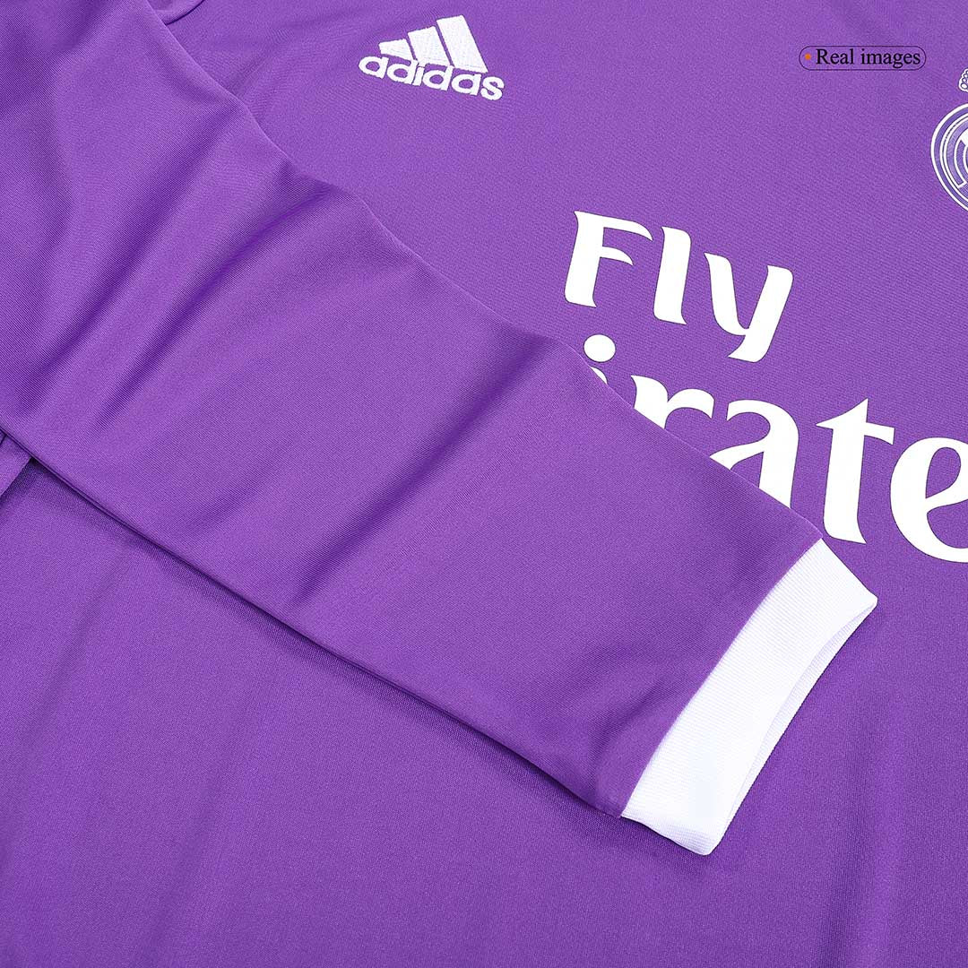 Tricouri Fotbal Vintage Real Madrid MODRIĆ #19 Deplasare 2016/17 Mânecă Lungă