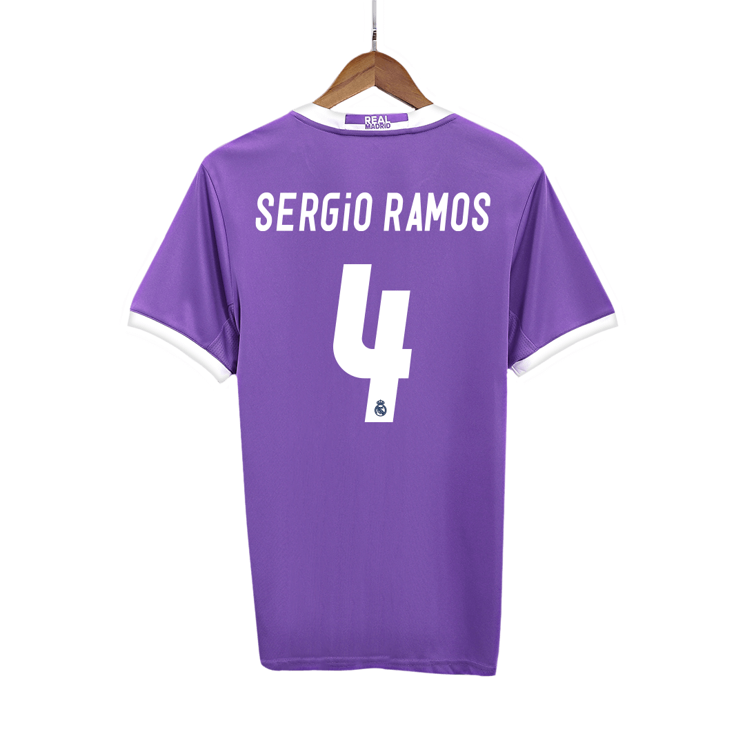 Tricouri Fotbal Vintage Real Madrid Sergio Ramos #4 Deplasare 2016/17