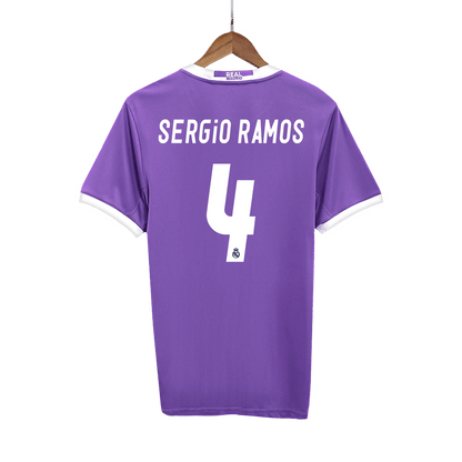 Tricouri Fotbal Vintage Real Madrid Sergio Ramos #4 Deplasare 2016/17