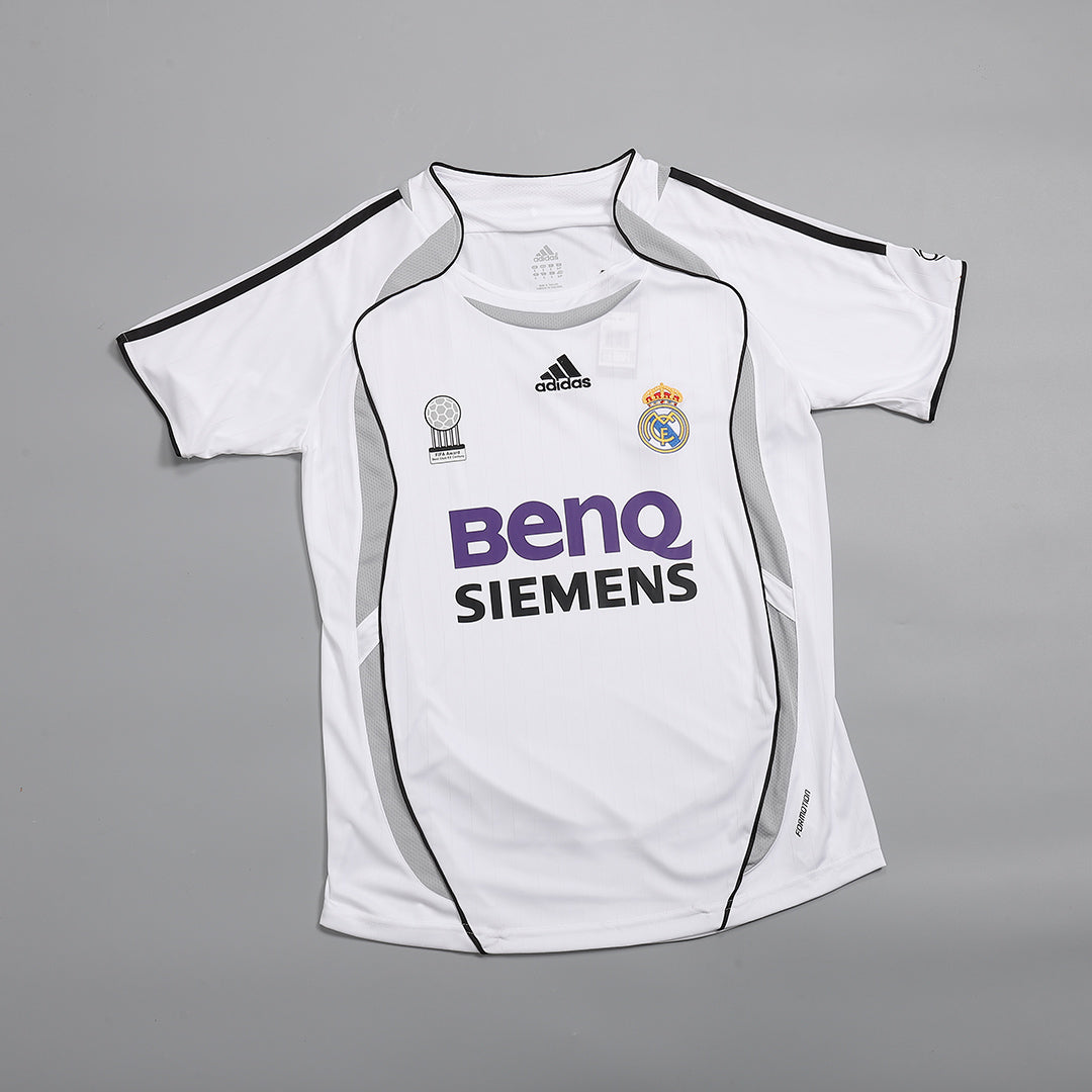 Tricouri Fotbal Vintage Real Madrid RAUL #7 Acasă 2006/07