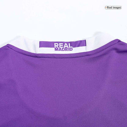 Tricouri Fotbal Vintage Real Madrid KROOS #8 Deplasare 2016/17 Mânecă Lungă