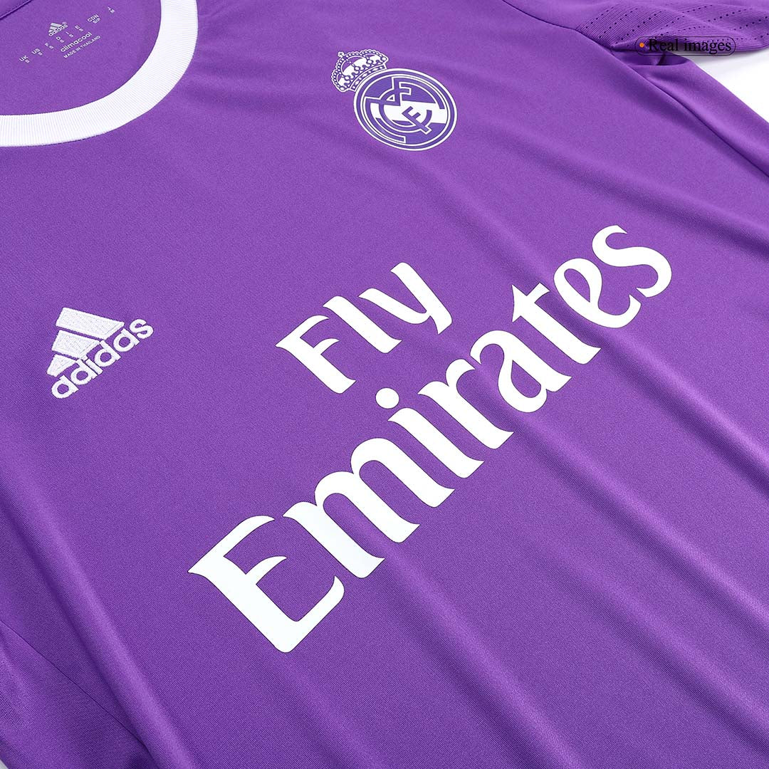 Tricouri Fotbal Vintage Real Madrid SERGIO RAMOS #4 Deplasare 2016/17 Mânecă Lungă